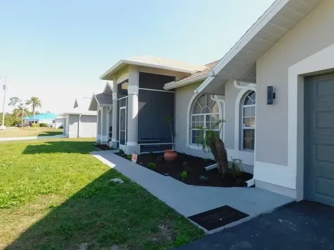 680 Manhattan Street Lehigh Acres FL 33974