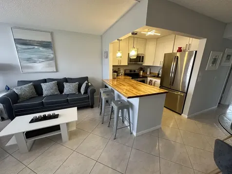 3 Berkshire A West Palm Beach FL 33417
