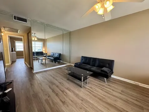 4019 Lincoln A Boca Raton FL 33434