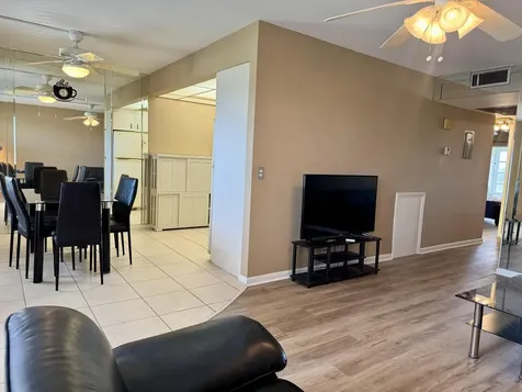 4019 Lincoln A Boca Raton FL 33434