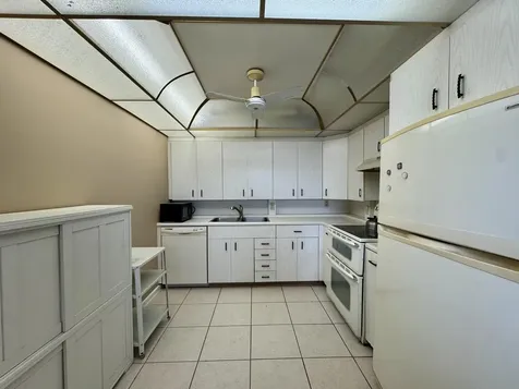 4019 Lincoln A Boca Raton FL 33434