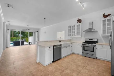 212 Kensington Way Royal Palm Beach FL 33414