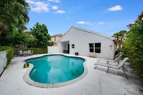 212 Kensington Way Royal Palm Beach FL 33414