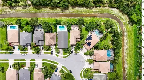 212 Kensington Way Royal Palm Beach FL 33414