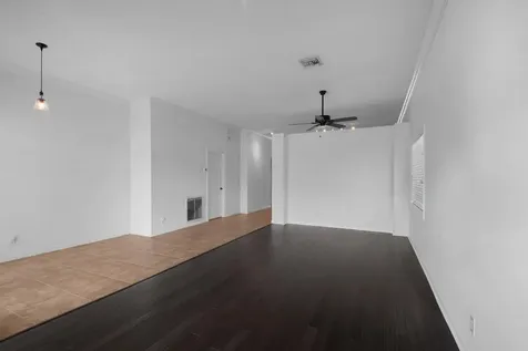 212 Kensington Way Royal Palm Beach FL 33414