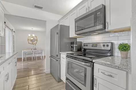 1925 Sw Idaho Lane Port Saint Lucie FL 34984