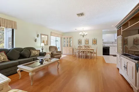 5817 La Pinata Boulevard Greenacres FL 33463
