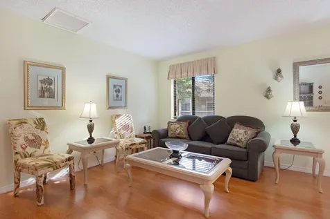 5817 La Pinata Boulevard Greenacres FL 33463