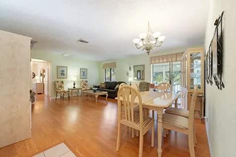 5817 La Pinata Boulevard Greenacres FL 33463
