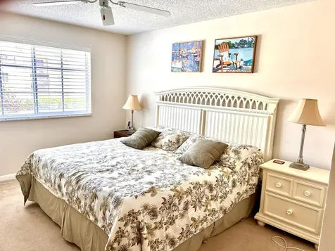 127 Yacht Club Way Hypoluxo FL 33462