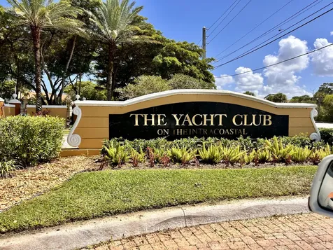 127 Yacht Club Way Hypoluxo FL 33462