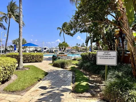 127 Yacht Club Way Hypoluxo FL 33462