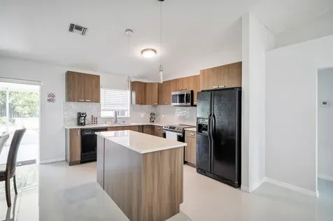 113 Madrid Street Royal Palm Beach FL 33411