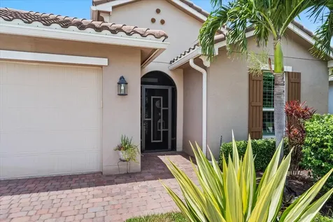 10354 Sw Ligustrum Drive Port Saint Lucie FL 34987