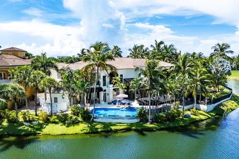 319 Mizner Lake Estates Drive Boca Raton FL 33432