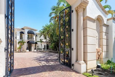 319 Mizner Lake Estates Drive Boca Raton FL 33432