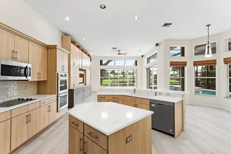 19557 Saturnia Lakes Drive Boca Raton FL 33498