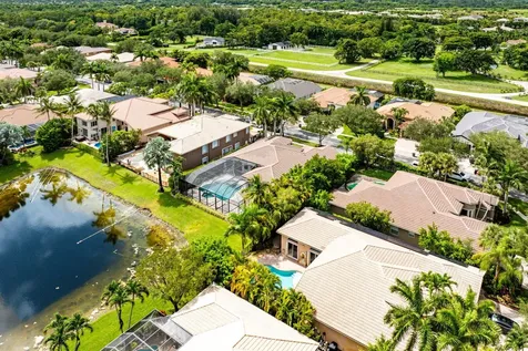 19557 Saturnia Lakes Drive Boca Raton FL 33498