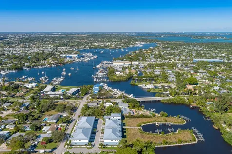 4680 Se Manatee Way Stuart FL 34997