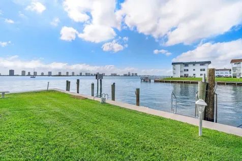 100 Paradise Harbour Boulevard North Palm Beach FL 33408