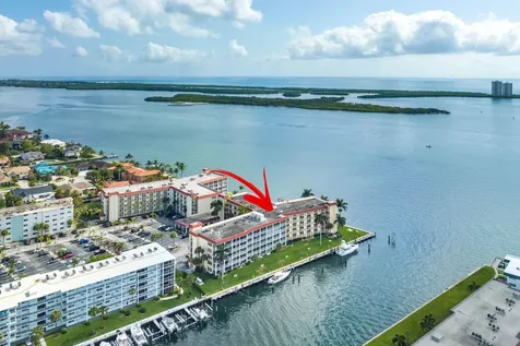 100 Paradise Harbour Boulevard North Palm Beach FL 33408