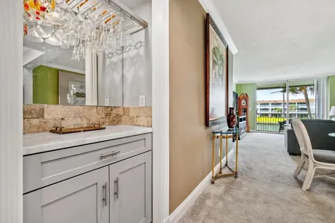 100 Paradise Harbour Boulevard North Palm Beach FL 33408