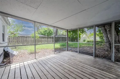 5275 Ne 16 Avenue Pompano Beach FL 33064