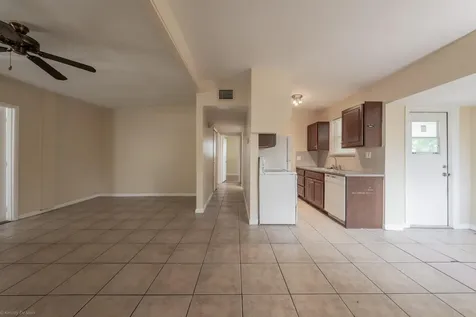 5275 Ne 16 Avenue Pompano Beach FL 33064