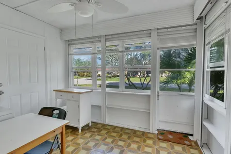 857 Worcester B Lane Lake Worth FL 33467
