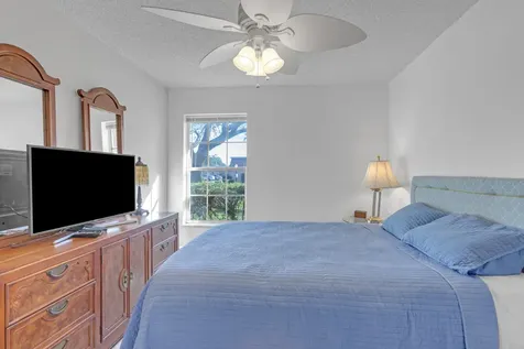 857 Worcester B Lane Lake Worth FL 33467
