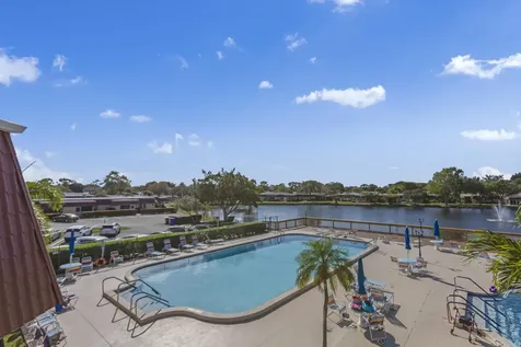 857 Worcester B Lane Lake Worth FL 33467