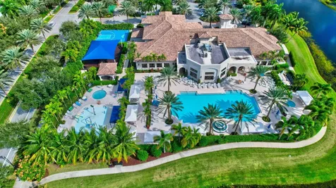 8365 Hawks Gully Avenue Delray Beach FL 33446