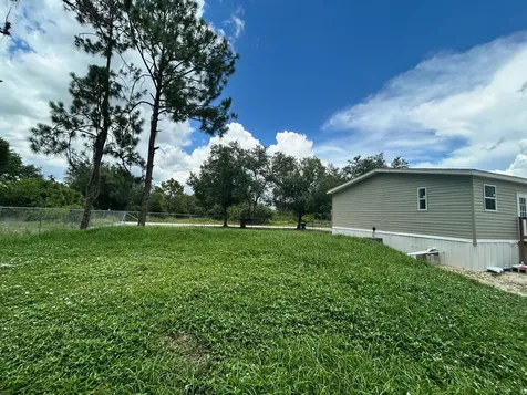 130 Avenue Del Centro Clewiston FL 33440