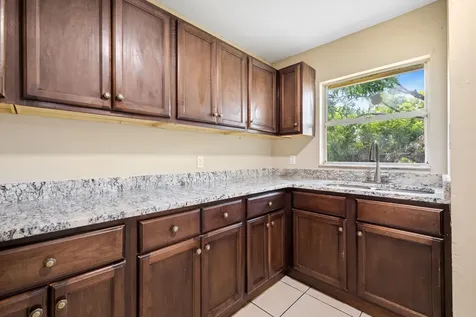 1017 Sw Avenue I Belle Glade FL 33430
