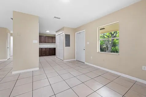 1017 Sw Avenue I Belle Glade FL 33430