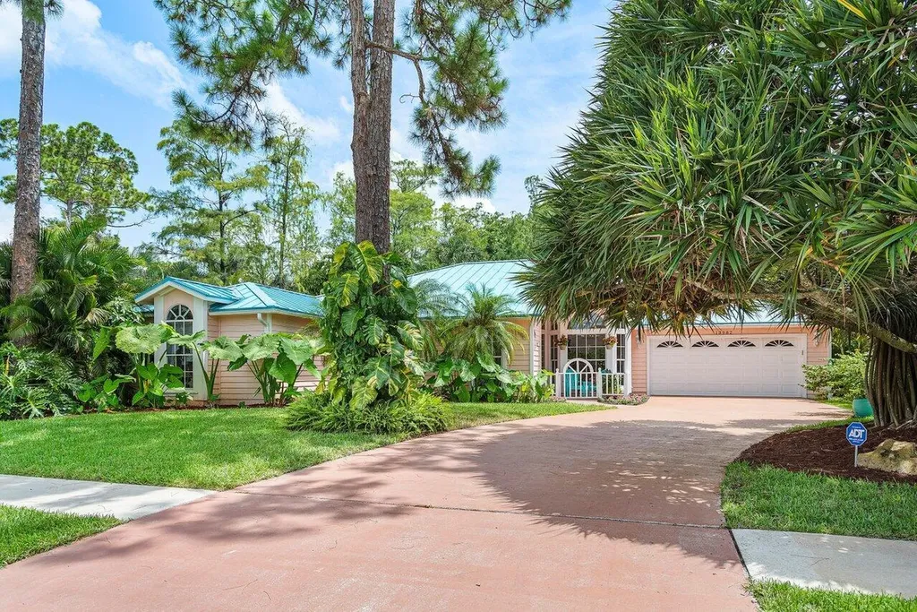 13982 Paddock Drive Wellington FL 33414