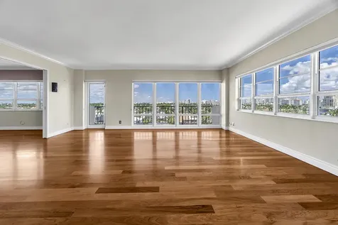 2500 E Las Olas Boulevard Fort Lauderdale FL 33301