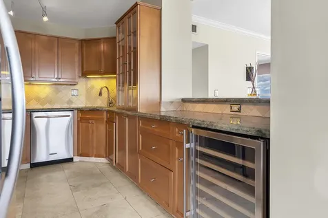 2500 E Las Olas Boulevard Fort Lauderdale FL 33301