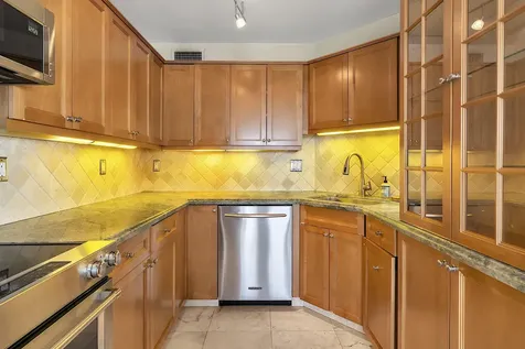 2500 E Las Olas Boulevard Fort Lauderdale FL 33301