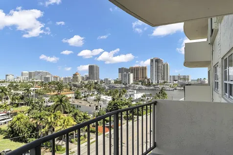 2500 E Las Olas Boulevard Fort Lauderdale FL 33301