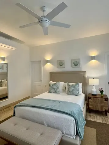 33 00 Casa De Campo DR 22000