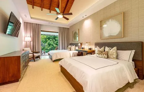 2 00 Casa De Campo DR 22000