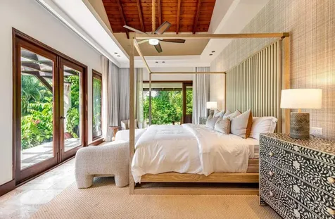 2 00 Casa De Campo DR 22000