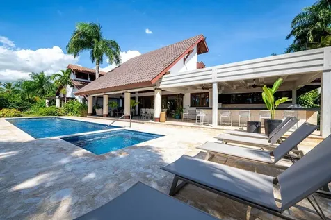 2 00 Casa De Campo DR 22000