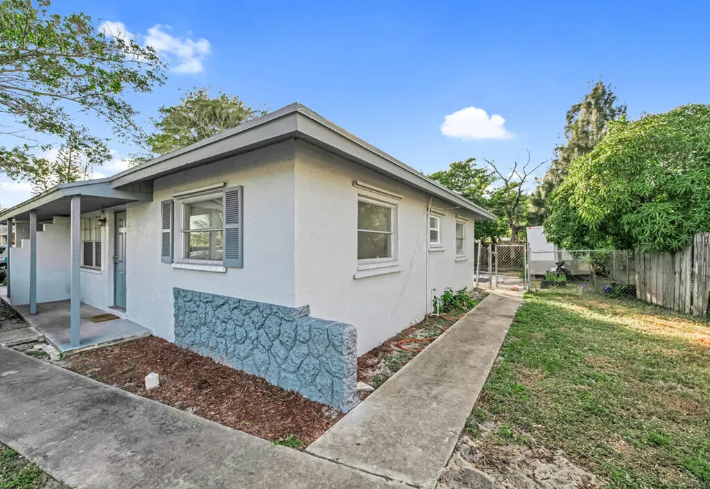 3313 Grove Road Boynton Beach FL 33435