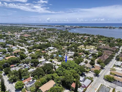 519 S M Street Lake Worth Beach FL 33460