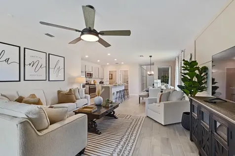 6221 Nw Sweetwood Drive Port Saint Lucie FL 34987