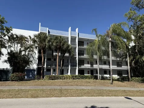 4760 Lucerne Lakes Boulevard Lake Worth FL 33467