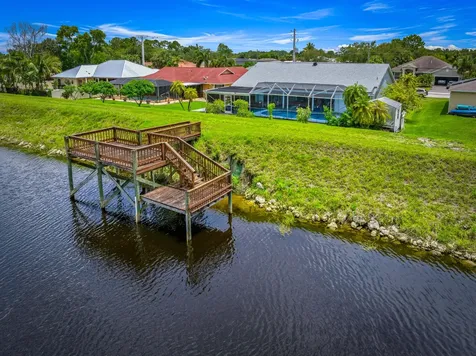 1341 Sw Abingdon Avenue Port Saint Lucie FL 34953