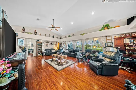 1341 Sw Abingdon Avenue Port Saint Lucie FL 34953